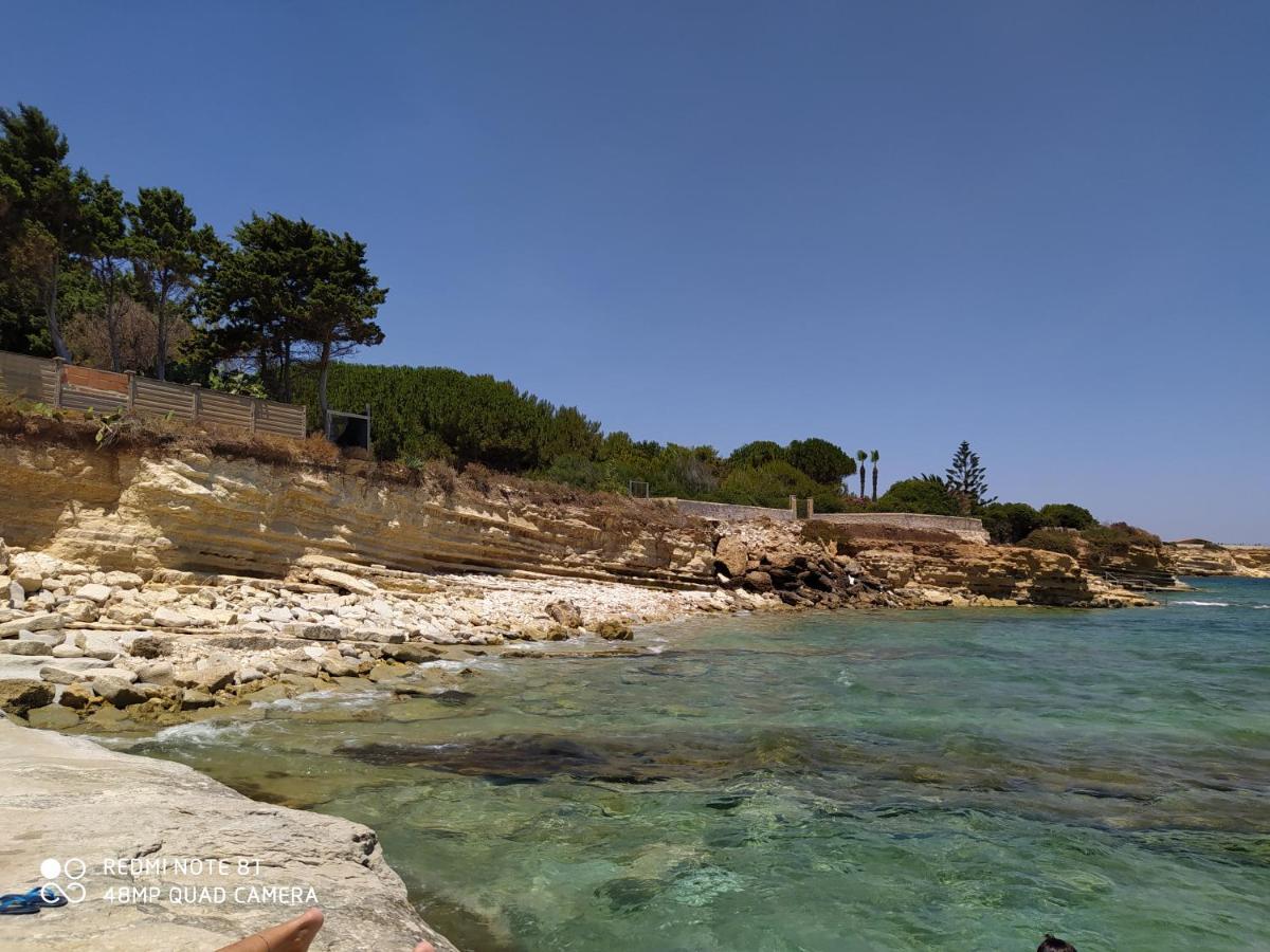 Casotto Il Carrubo, A 100 Mt Dal Mare! Villa Avola Exteriör bild