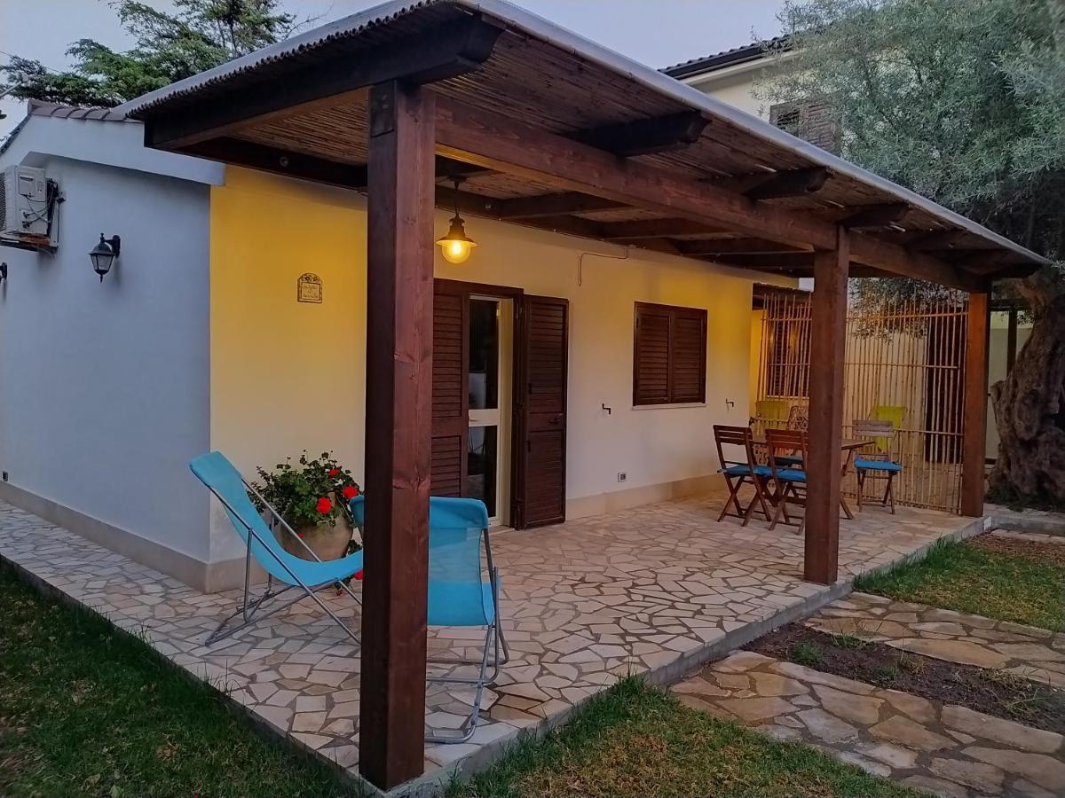 Casotto Il Carrubo, A 100 Mt Dal Mare! Villa Avola Exteriör bild