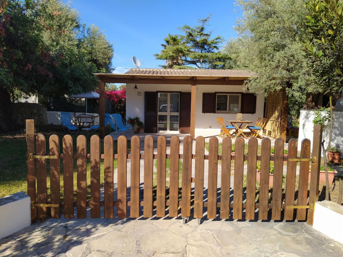 Casotto Il Carrubo, A 100 Mt Dal Mare! Villa Avola Exteriör bild